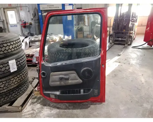 VOLVO VN 1996-1999 DOOR ASSEMBLY, FRONT