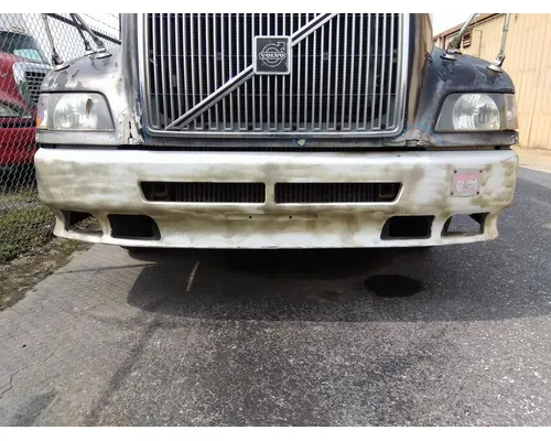 VOLVO VN 1996-2003 BUMPER ASSEMBLY, FRONT