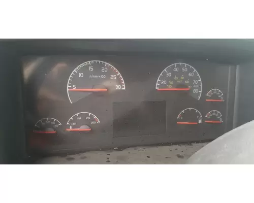 VOLVO VN 610 Instrument Cluster