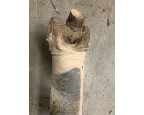 VOLVO VN630 Drive Shaft, Front