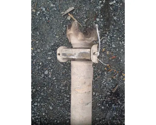 VOLVO VN630 Drive Shaft, Rear