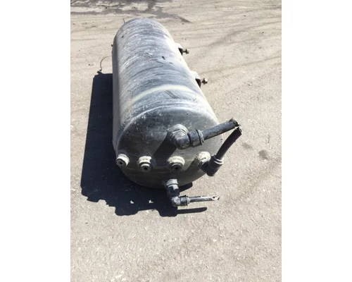 VOLVO VN63 Air Tank