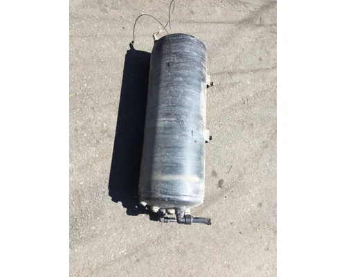 VOLVO VN63 Air Tank