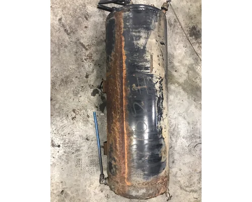 VOLVO VN670 Air Tank