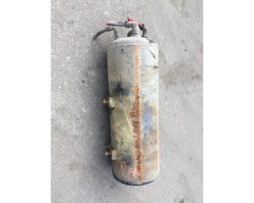 VOLVO VN670 Air Tank