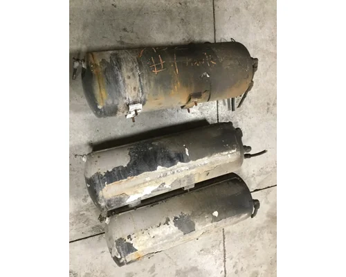 VOLVO VN670 Air Tank