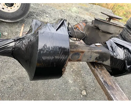 VOLVO VN670 Axle Assembly, Rear