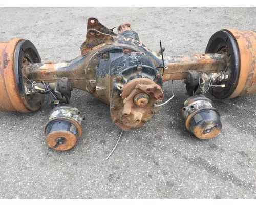 VOLVO VN670 Axle Assembly Housing