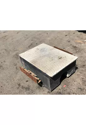 VOLVO VN670 Battery Box