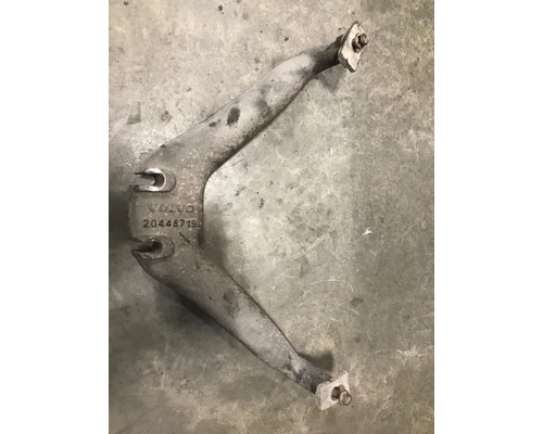 VOLVO VN670 Brackets, Misc.