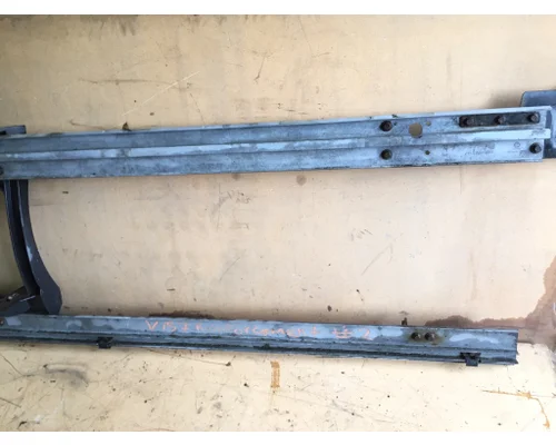 VOLVO VN670 Brackets, Misc.