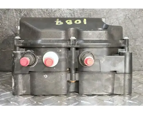 VOLVO VN670 DEF Pump