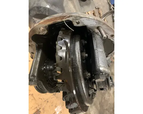 VOLVO VN670 Differential Assembly (Front, Rear)