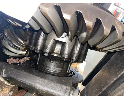 VOLVO VN670 Differential Assembly (Front, Rear)