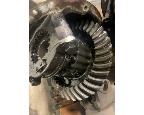 VOLVO VN670 Differential Assembly (Rear, Rear)