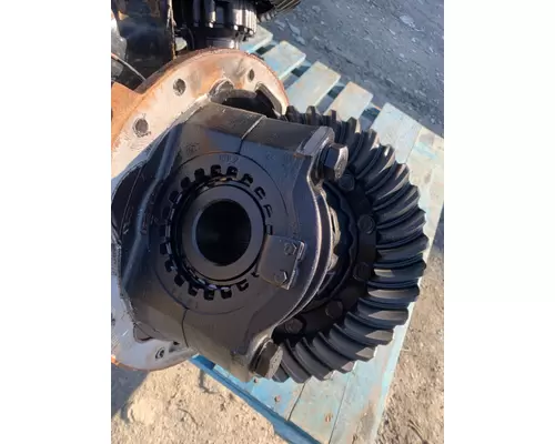 VOLVO VN670 Differential Assembly (Rear, Rear)