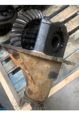 VOLVO VN670 Differential Assembly (Rear, Rear)