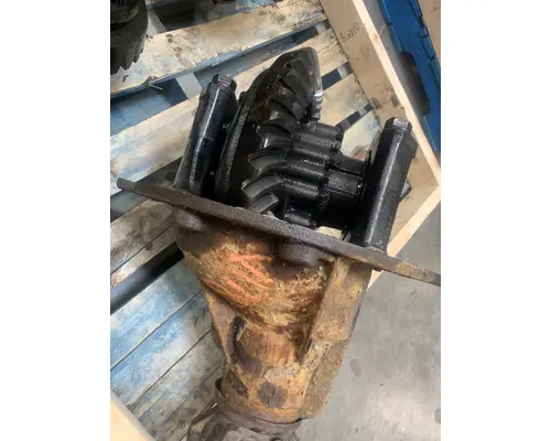 VOLVO VN670 Differential Assembly (Rear, Rear)