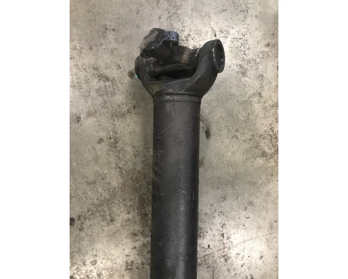 VOLVO VN670 Drive Shaft, Front
