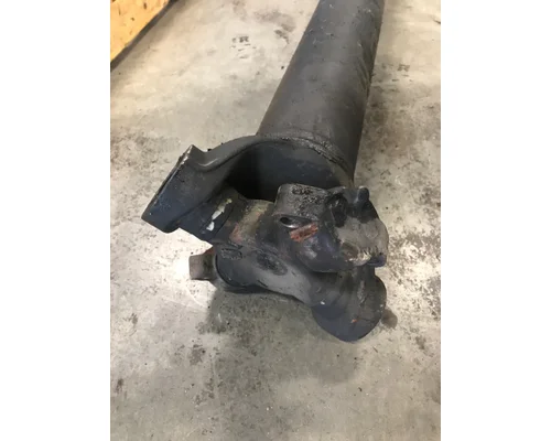 VOLVO VN670 Drive Shaft, Front