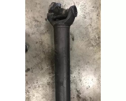 VOLVO VN670 Drive Shaft, Front