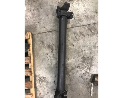 VOLVO VN670 Drive Shaft, Front