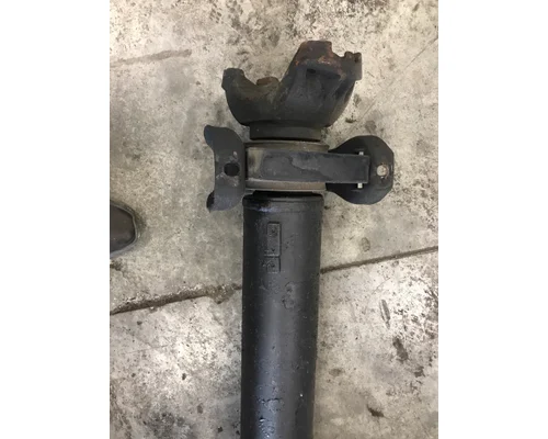 VOLVO VN670 Drive Shaft, Front