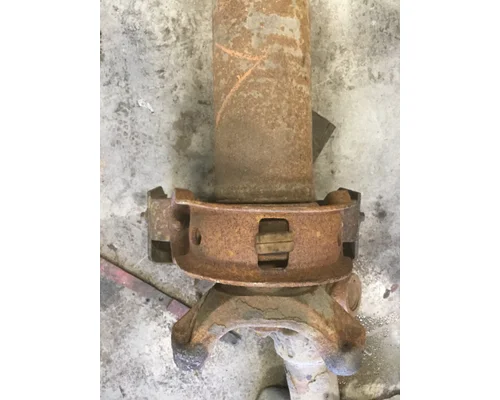 VOLVO VN670 Drive Shaft, Front