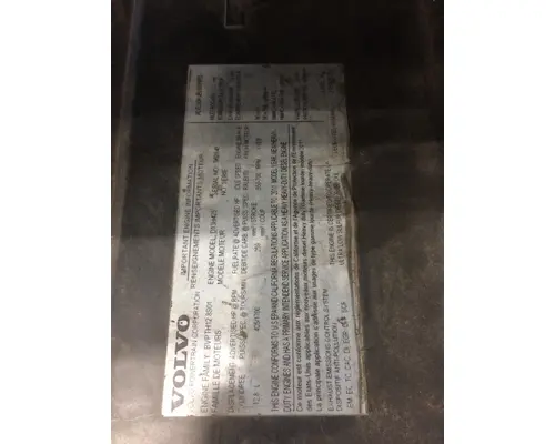 VOLVO VN670 Engine Assembly