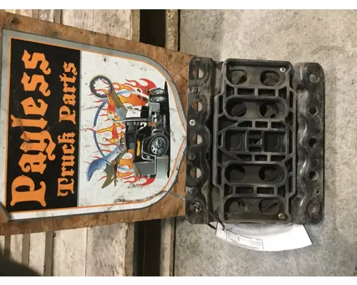 VOLVO VN670 Engine Mounts