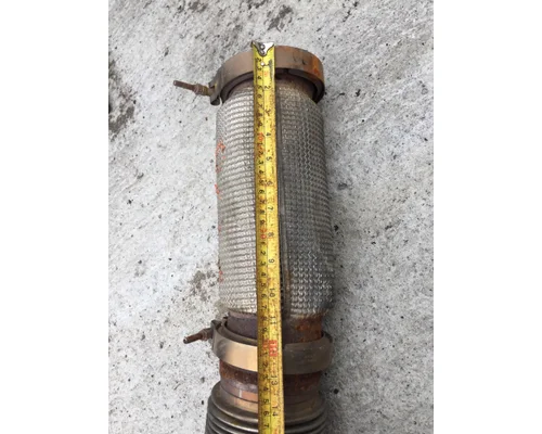 VOLVO VN670 Exhaust Pipe