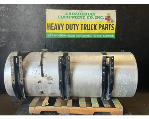 VOLVO VN670 Fuel Tank