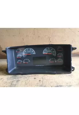 VOLVO VN670 Instrument Cluster