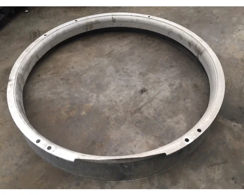 VOLVO VN670 Radiator Shroud