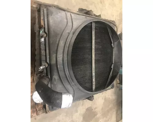 VOLVO VN670 Radiator