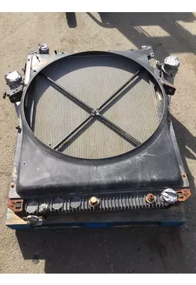 VOLVO VN670 Radiator