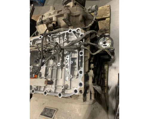 VOLVO VN670 Transmission Assembly