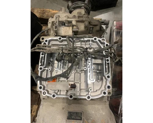 VOLVO VN670 Transmission Assembly