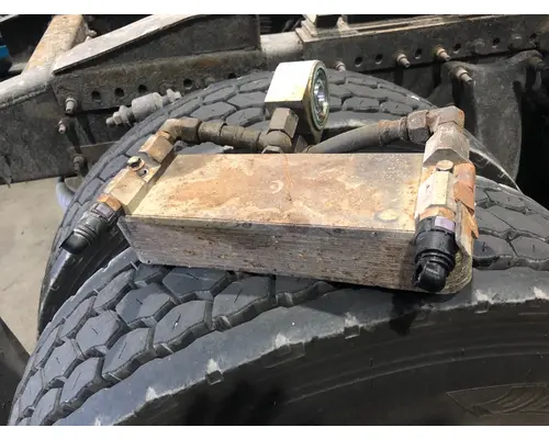 VOLVO VN670 Transmission Assembly