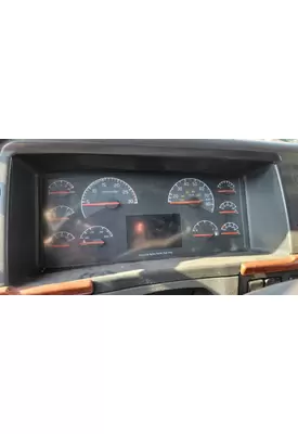 VOLVO VNL  680 Instrument Cluster