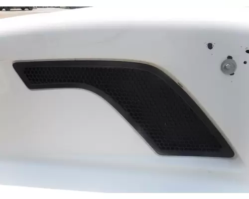 VOLVO VNL 03-UP Hood Side Vent