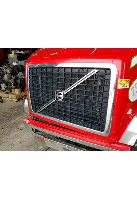 VOLVO VNL 1998-2003 GRILLE