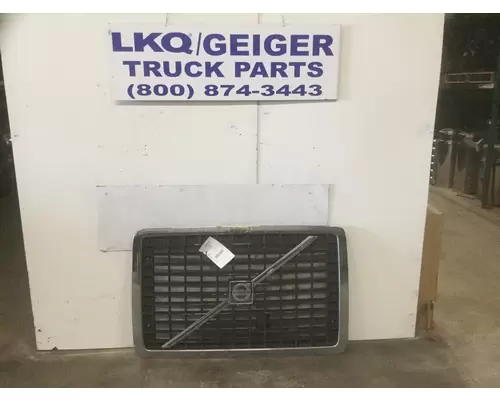 VOLVO VNL 1998-2003 GRILLE