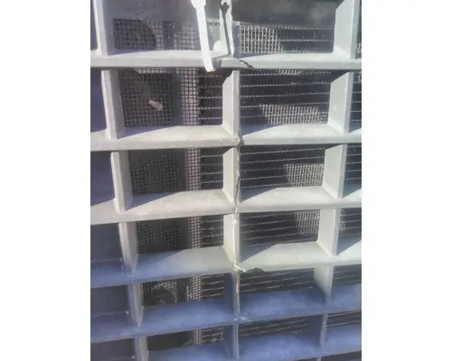 VOLVO VNL 1998-2003 GRILLE