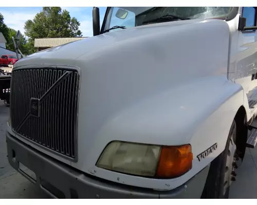 VOLVO VNL 1998-2003 HOOD