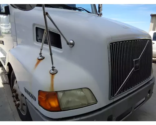VOLVO VNL 1998-2003 HOOD