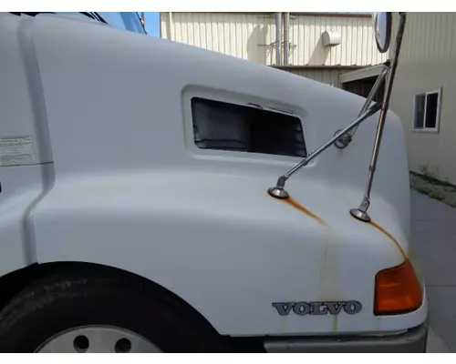VOLVO VNL 1998-2003 HOOD