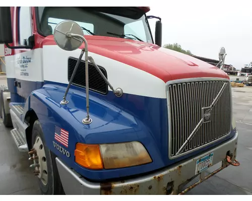 VOLVO VNL 1998-2003 HOOD
