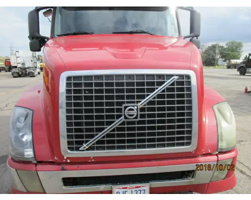 VOLVO VNL 1998-2003 HOOD