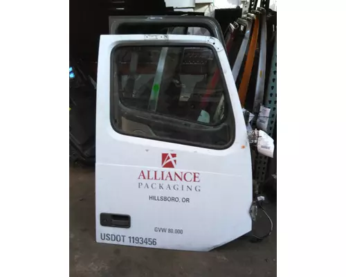 VOLVO VNL 1999-2025 DOOR ASSEMBLY, FRONT